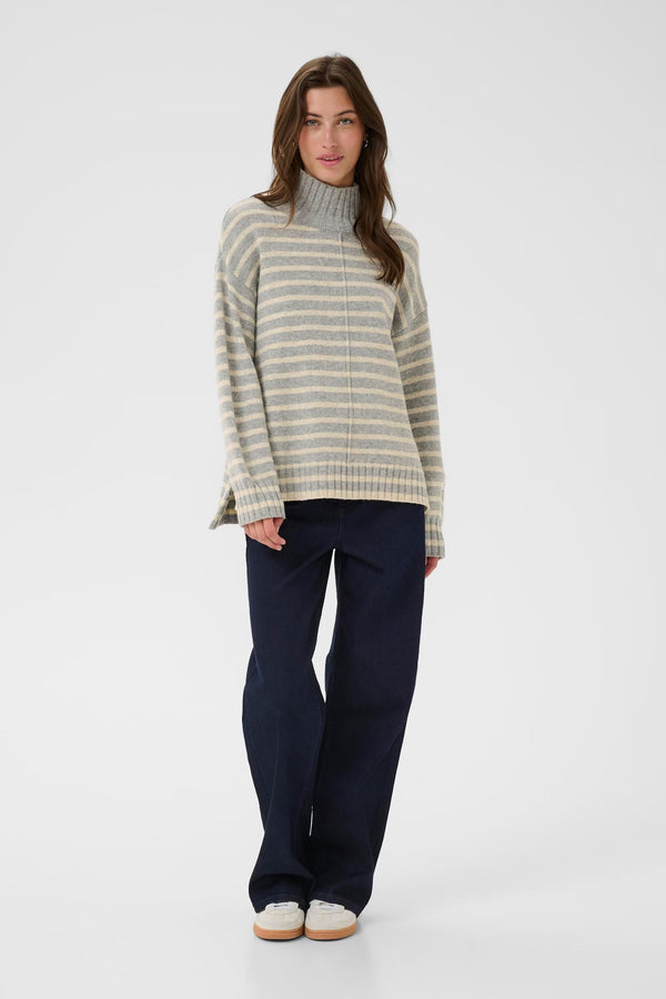 Lilye Pullover